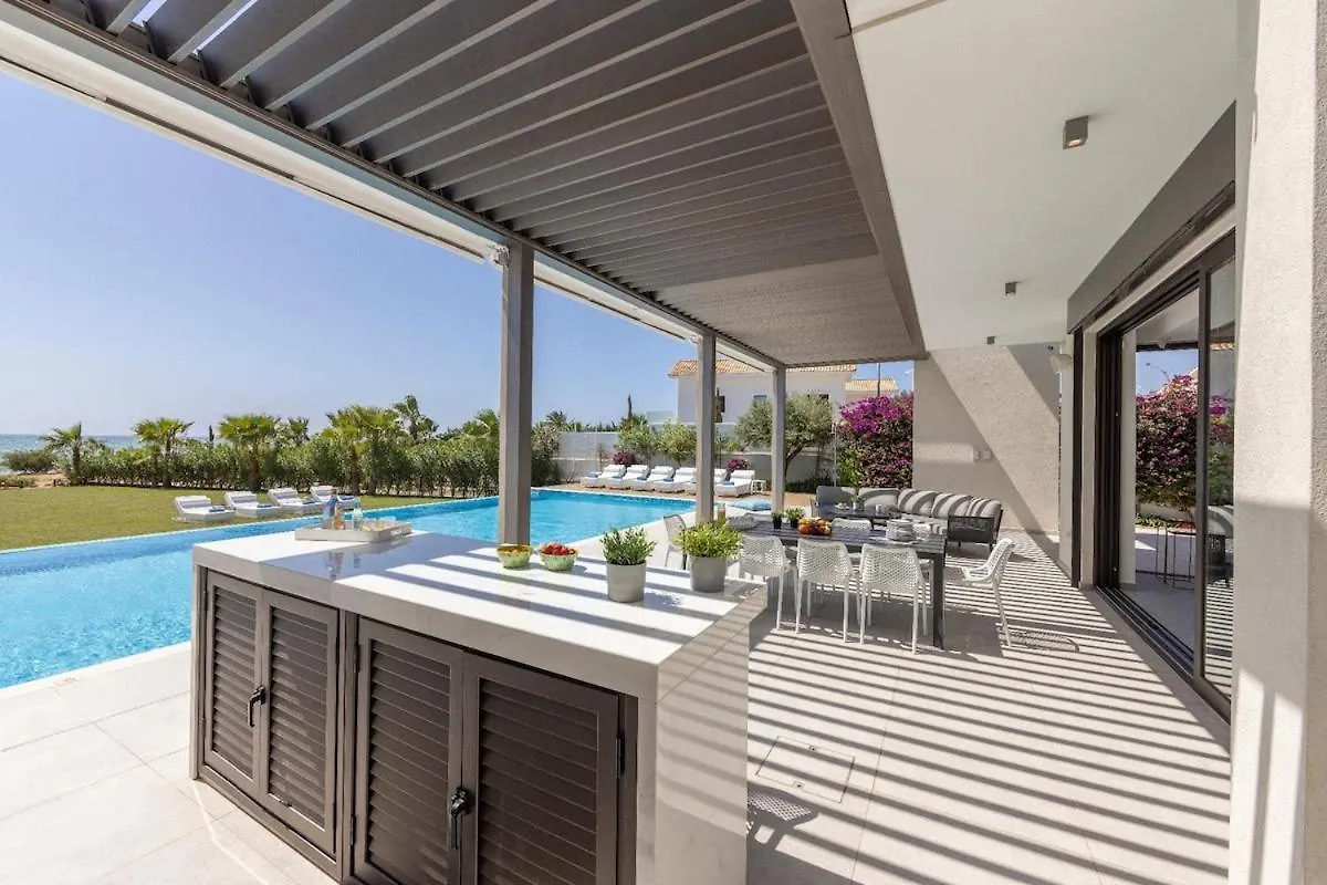 Villa Jojo Seafront Ayia Napa Cipro