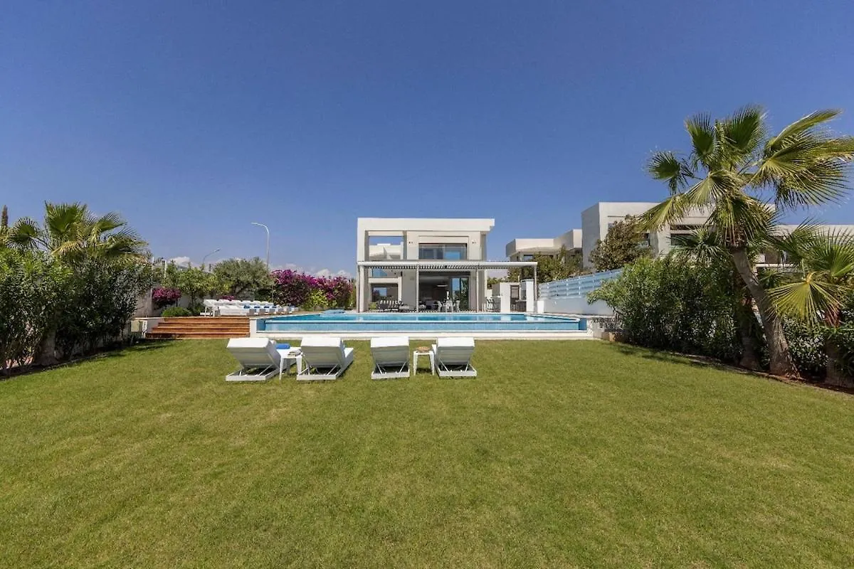 Villa Jojo Seafront Ayia Napa 0*,