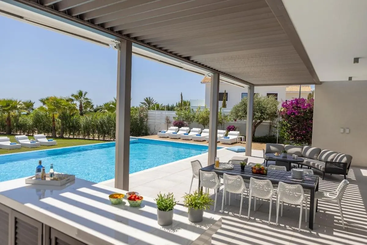 Villa Jojo Seafront Ayia Napa