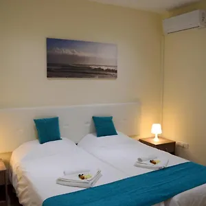 Cross Road Apartman